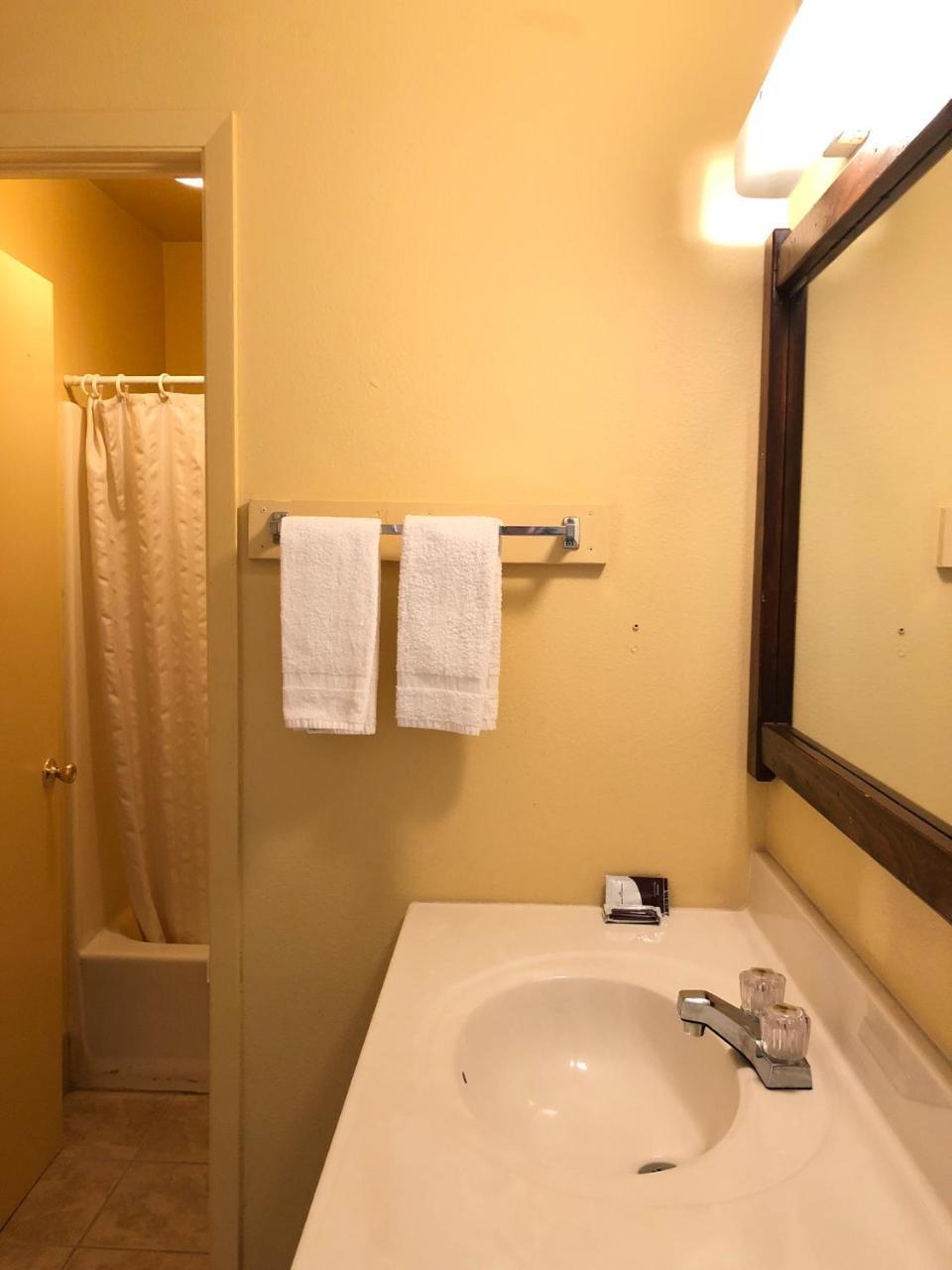Deluxe Inn Motel Sparks Dış mekan fotoğraf